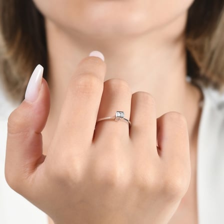 0.18 Karat Baget Pırlanta Yüzük, Doğal Pırlanta, Sertifikalı Mücevher, Beyaz Altın
