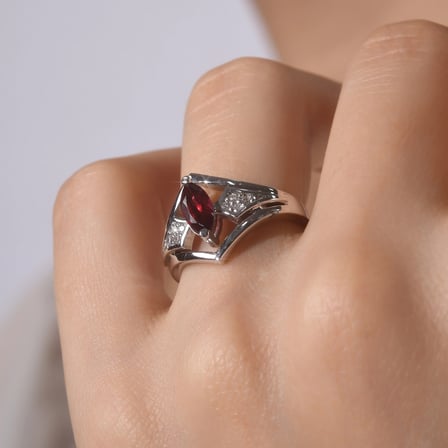 0.68 Karat Pırlanta Garnet Yüzük, Doğal Pırlanta, Sertifikalı Mücevher, Rose Altın