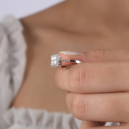 0.16 Karat Baget Pırlanta Yüzük, Doğal Pırlanta, Sertifikalı Mücevher, Beyaz Altın