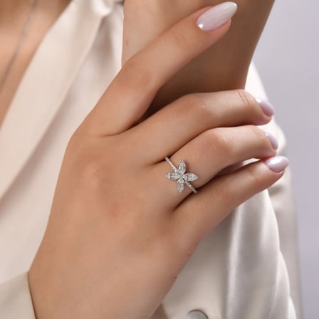 0.32 Karat Baget Pırlanta Yüzük, Doğal Pırlanta, Sertifikalı Mücevher, Rose Altın
