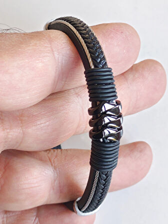 Deri Kordonlu Seramik Taşlı Siyah Erkek Bileklik