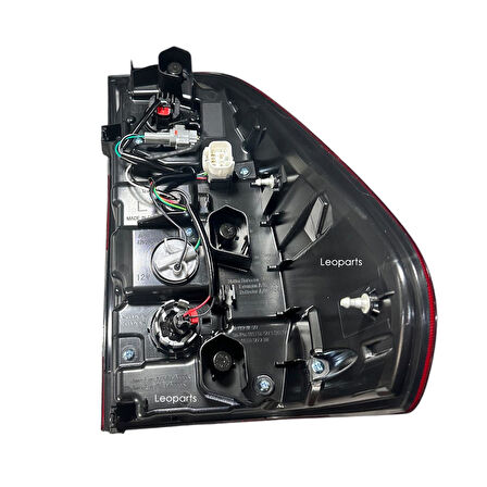 LEOPARTS Toyota Hilux Revo Rocco Stop Lambası Sol (Ledli) 2021-2024 81550-0K430