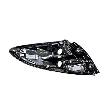 LEOPARTS Toyota CHR Stop Lambası Dış Sağ (Ledsiz) 2016-2019 81550-F4100