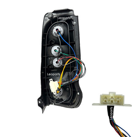 LEOPARTS Toyota Hiace Stop Lambası Sol 2000-2008 81560-26130