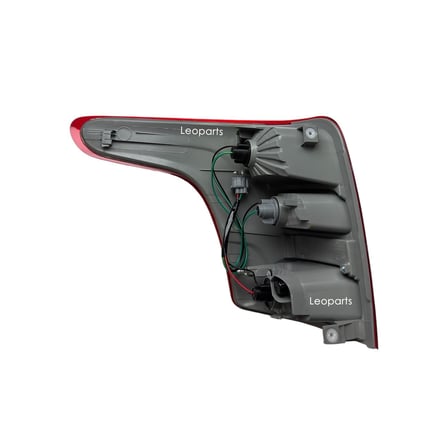 Leoparts Mitsubishi L200 Stop Lambası Sağ 2015-2018 8330A946