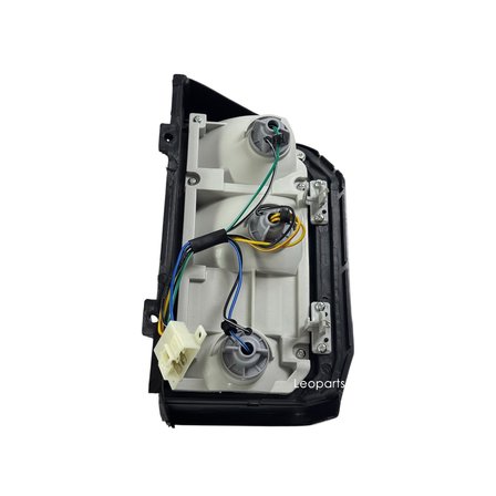 Leoparts Mazda E2200 Stop Lambası Sol (Sarı - Kırmızı) 1987-1998 8BS2-51-160
