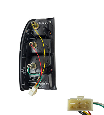 LEOPARTS Mazda B2500 Stop Lambası Sağ 1999-2001 UH77-51-150