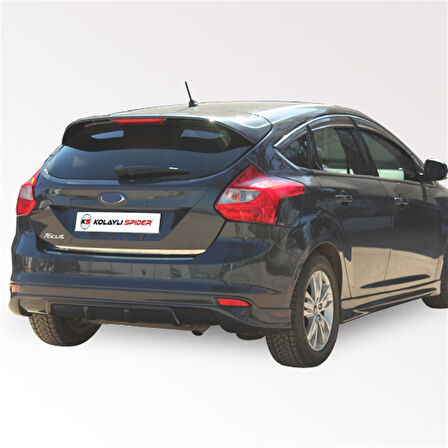 Ford Focus 3 HB Spoiler Camüstü (Işıklı) Fiber 2011-2014