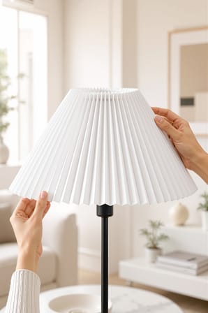 Pileli Lambader Başlığı Çap 36 cm Beyaz Umbrella Kumaş Abajur Şapkası Metal İskelet LAM05