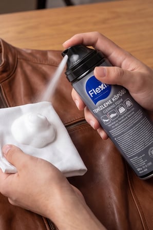 FoamExpress - Deri ve Tekstil Temizleme Köpüğü 200 ml, Ayakkabı Ceket Çanta Leke Çıkarıcı Leke Sökü