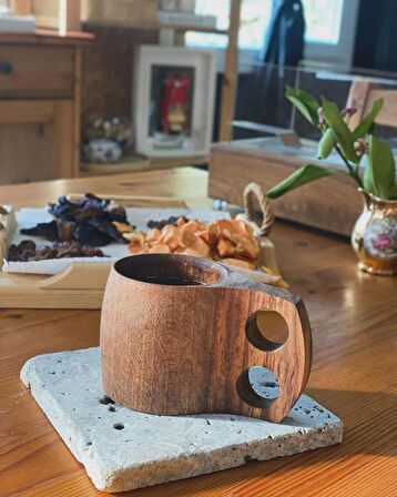 LARA INTERIORS KUKSA CEVİZ MUG (200 ML) EL OYMASI
