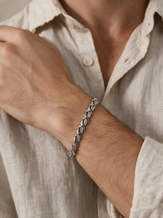 Erkek Gümüş Örgü Detaylı Metal Bileklik