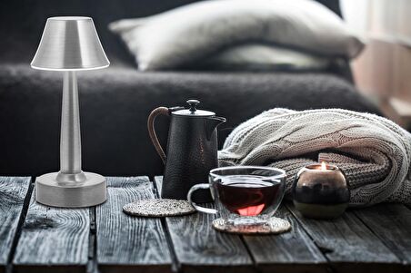 AVONNI ML-64006-N Nikel Kaplama Masa Lambası LED Metal Pleksi 11cm