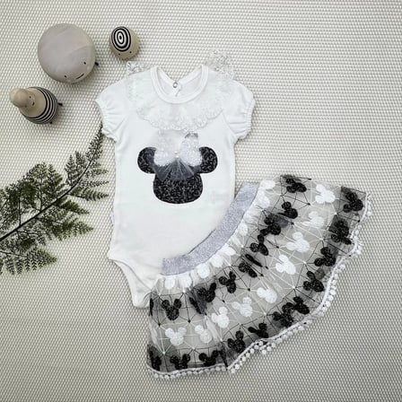 Lenaca 1-2-3 Yaş Payetli Mickey Nakışlı  Kısa Kollu Brode Etekli 2li Kız Bebek Takımı
