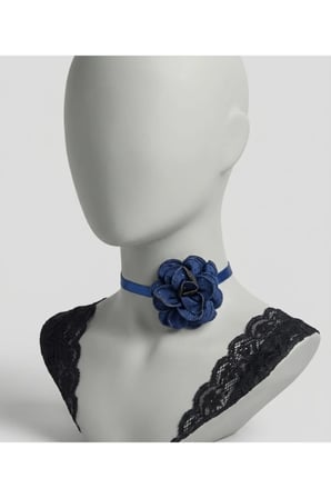Lacivert Saten Gül Figürlü Şerit Choker Kolye - Lacivert Taş Detaylı Trend Boyunluk Kadın Choker