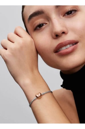 İmza Yazılı Rose Gold Kalp Klipsli Charm Bileklik – Çift Renk Kararmaz Çelik Kadın Bilekliği