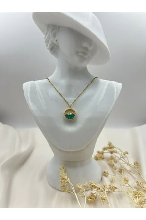 Mavi Deniz İçinde Altın Balina Figürlü Gold Çelik Kolye – Kararmaz Paslanmaz Şık Kadın Takı