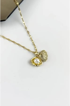İstiridye İncisi Kolye – 14K Gold Kaplama Kararmaz Çelik Zirkon Taşlı Deniz Kabuğu Kadın Kolyesi