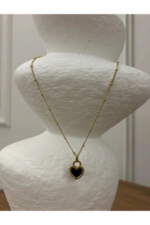 Burgu Kenarlı Siyah Kalp Kolye – 14K Gold Kararmaz Çelik Top Zincirli Vintage Kadın Kolyesi