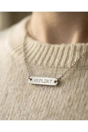 Çelik Plaka Yazılı Kolye - Gümüş Renk Kazıma İnce Zincirli Minimal Kararmaz Unisex Kadın Erkek Kolye