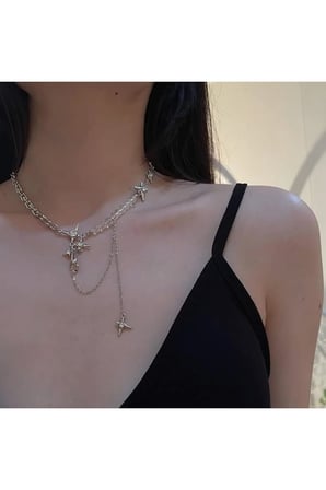 Asimetrik Yıldız Figürlü Sallantılı Kolye – Gümüş Renk Şeffaf Boncuklu Y2K Gotik Kadın Kolye