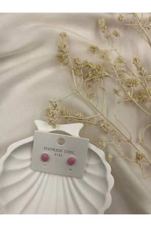 Pembe Minimal Oval Şeker Küpe – Çelik Kararmaz Zarif Tasarım