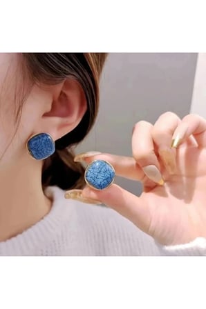 Mavi Gri Kare Taşlı Çivili Küpe - Vintage Kararmaz Antialerjik Solmaz Şık Hediyelik Yeni Sezon Trend Kadın Küpe