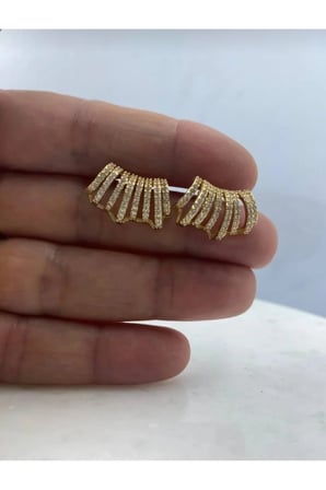 Altın Zirkon Yelpaze Tırmanıcı Küpe - Modern Kararmaz Antialerjik Vintage Solmaz Şık Hediyelik Yeni Sezon Trend Kadın Küpe