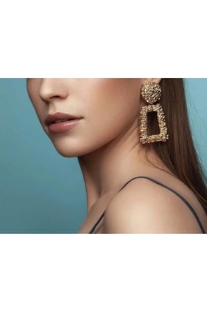 14K Altın Dokulu Kare Geometrik Statement Küpe - Vintage Gösterişli Kararmaz Antialerjik Canlı Renk Solmaz Şık Hediyelik Trend Kadın Küpe