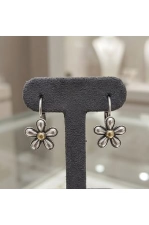 Gümüş & Gold Çift Renk Papatya Figürlü Küpe – Vintage Kararmaz Çelik Doğa Temalı Kadın Küpesi