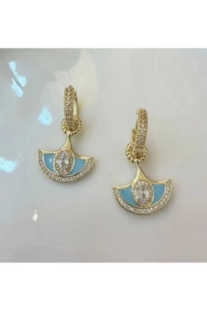 Yelpaze Model Zirkon Taşlı Vintage Küpe Çelik Antialerjik VIP Kararmaz Çelik Kadın Küpe