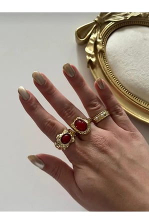 Vintage Dövme Kırmızı Taşlı 3'lü Yüzük Seti - 14K Gold İncili Bohem Antik Kadın Yüzük Seti