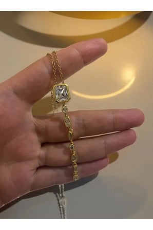 Baget Taşlı Y Kolye - 14K Gold Beyaz Zirkon Taşlı Farklı Kesim Sarkıt Zarif Kadın Kolye