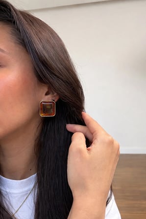 Vintage Kare Tortoise Desenli Küpe - VIP Seri Amber Kahve Retro Tasarım Kararmaz Düğme Küpe