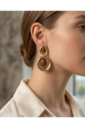 Sarmal Vintage Sallantılı Küpe - Kararmayan Gold Çerçeveli Kahverengi Reçine Taşlı Şık Küpe