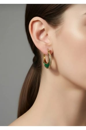 Yeşil Taşlı Zirkon Halka Küpe - 14K Gold Beyaz Zirkon Taşlı Klipsli Modern Şık Kadın Küpe