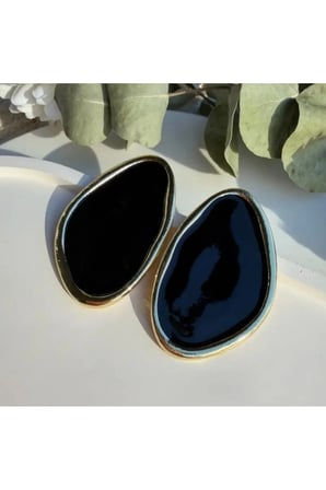 Organik Oval Mineli Küpe - 14K Gold Çerçeveli Siyah Mineli Minimal Modern Vintage Kadın Küpe