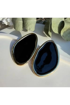 Organik Oval Mineli Küpe - 14K Gold Çerçeveli Siyah Mineli Minimal Modern Vintage Kadın Küpe
