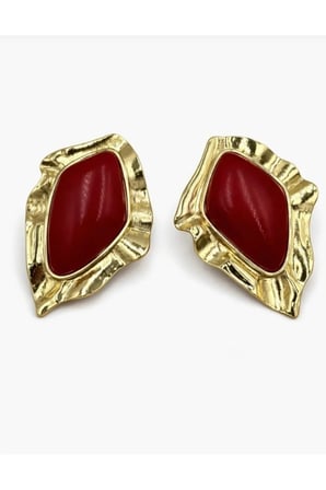 Baklava Dilimi Dövme Çerçeveli Vintage Küpe - 14K Gold Kırmızı Cam Taşlı Retro Statement Davet Küpesi