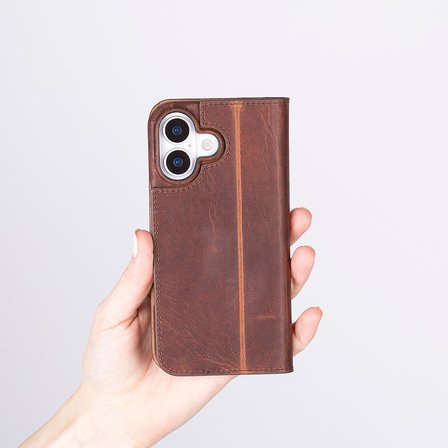 Apple iPhone 17 için, Hakiki Deri, El Yapımı, Cüzdanlı Slim Kılıf, Mag safe ile uyumlu, İç Yüzeyi Kadife, Antik kahve