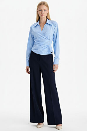 Kadın Mavi Kruvaze Regular Fit V Yaka Çizgili Bengalin Uzun Kollu Gömlek - Kadın Gömlek