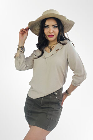 Kadın Bej Şık Rahat Kesim Uzun Kollu  V Yaka Fırfırlı Bluz - Günlük ve Ofis Kombinleri İçin