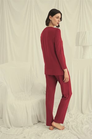 Uzun Kollu Boydan Düğmeli V Yaka Pijama Takımı