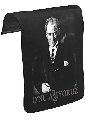 Atatürk - Onu Arıyoruz. Anıyoruz Unisex Siyah Tak-Çıkar Postacı Çanta Kapağı CK-442