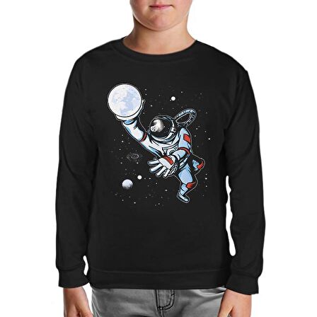 Astronaut Playing Basketball with the Moon Siyah Çocuk Sweatshirt
