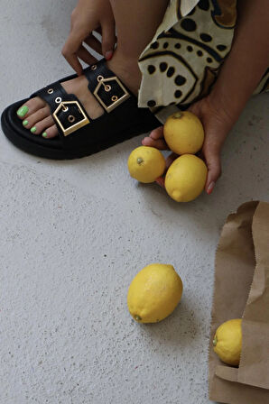 Loretta Gold Toka Detaylı Terlik