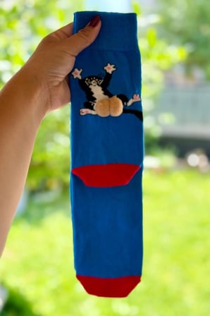 Unisex Lacivert Sırtüstü Kedi Desenli Ponpon Soket Çorap