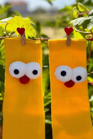 Unisex Sarı Pörtlek Gözlü Eğlenceli Soket Çorap