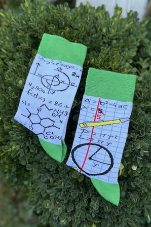 Unisex Sağlı Sollu Matematik Formül Desenli Soket Çorap