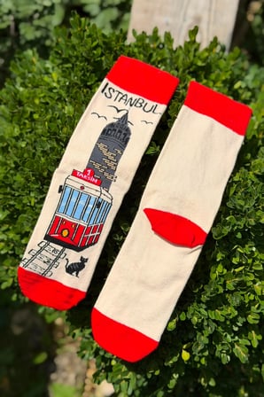 Unisex İstanbul Nostaljik Tramvay Desenli Krem Soket Çorap